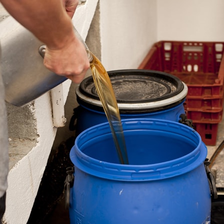 cooking oil waste disposal grease collection service